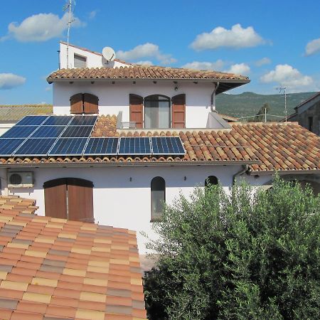 Il Portico Bed & Breakfast Uras Luaran gambar